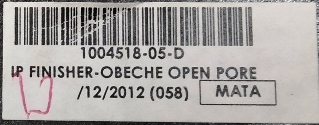 23 1004518-05-D x Tesla 용 실내 승객 패널 트림, OBECHE OPEN PORE VERTICAL. 내부의 시각적 구성 요소를 향상시키는 내부 구성 요소 중 하나입니다. 이들은 제조업체의 독점 표시가있는 정품 Tesla 예비 부품입니다. 승객 OBECHE OPEN PORE VERTICAL의 중앙 패널 장식 커버는 독창적 인 외관을 가지고 있으며 Tesla Model S의 화려한 스타일을 강조합니다.이 부품을 사용하면 손상된 내부 요소를